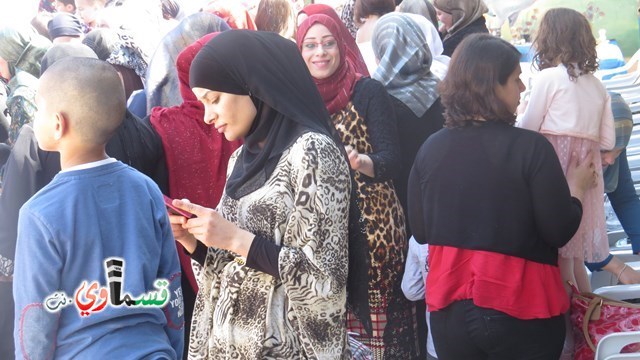 كفرقاسم – فيديو: بساتين الامل, السلام , والمحبة تحتفل بعيد الام على انغام عمو انس وجوقته ..